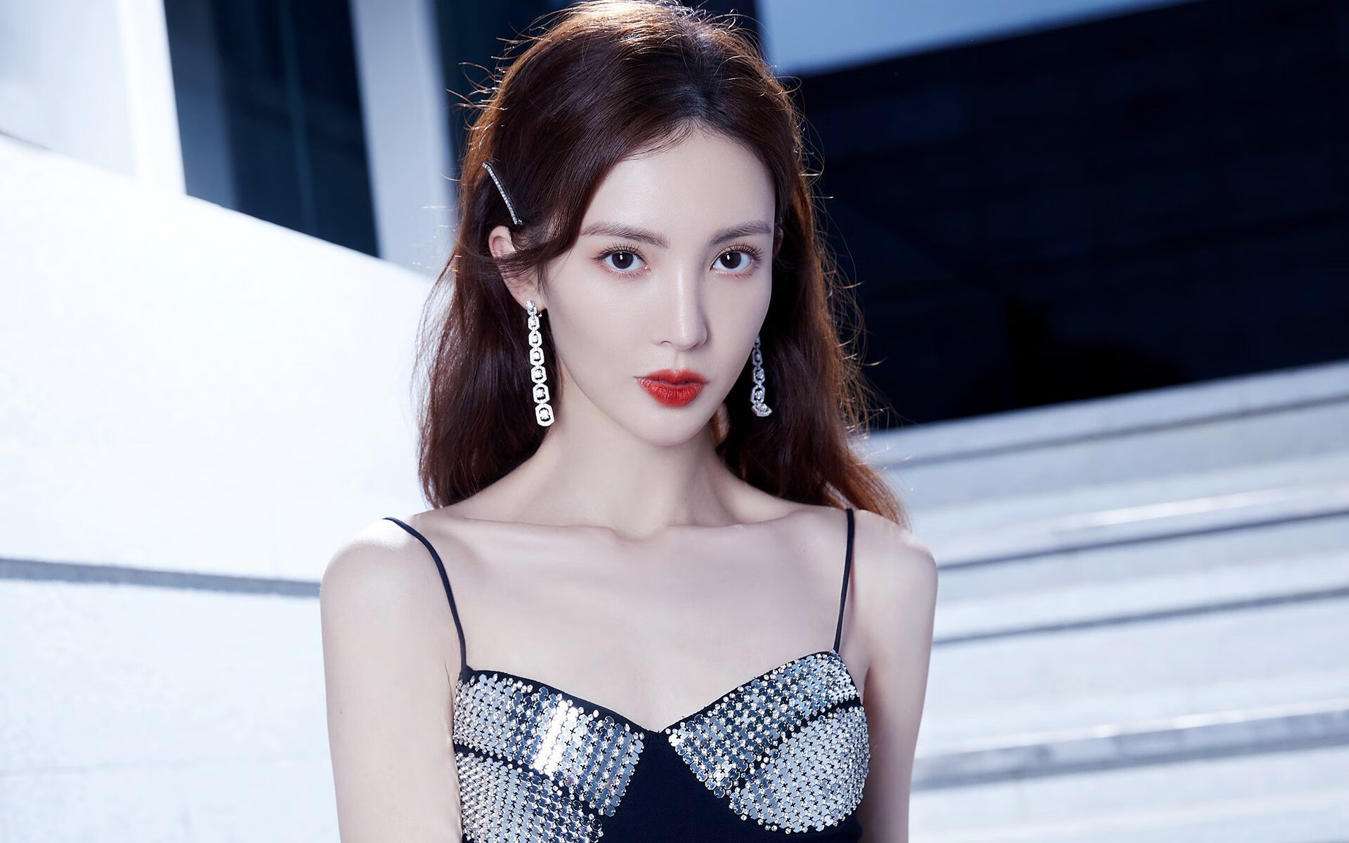 各地青少年足球锦标赛涌现潜力新星备受关注,全国青少年足球选拔赛