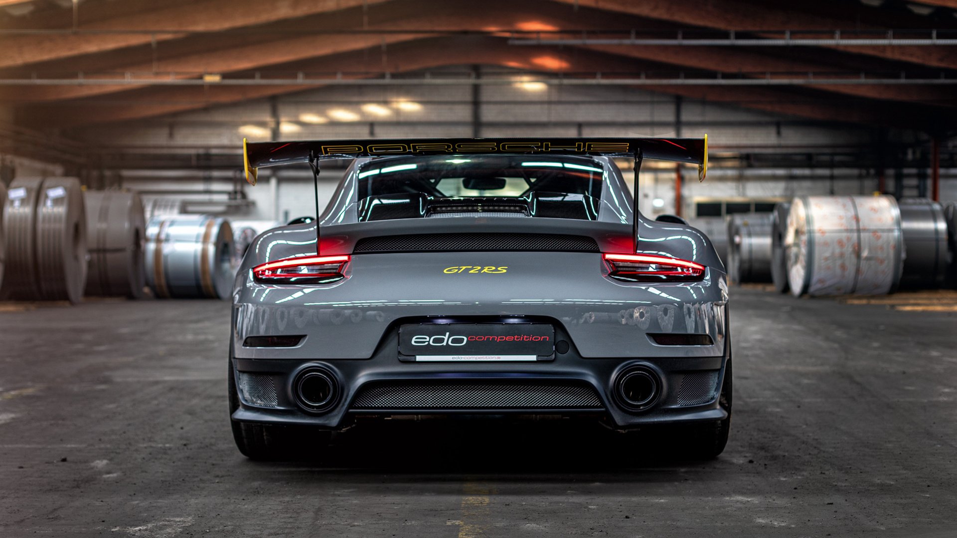 开云ky官网-校园足球加入沉浸式裁判教学模拟比赛规则场景，青少年足球裁判员培训